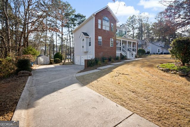 125 Chadwick Drive, Peachtree City, GA 30269