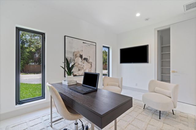 3111 NE 55th Street, Fort Lauderdale, FL 33308