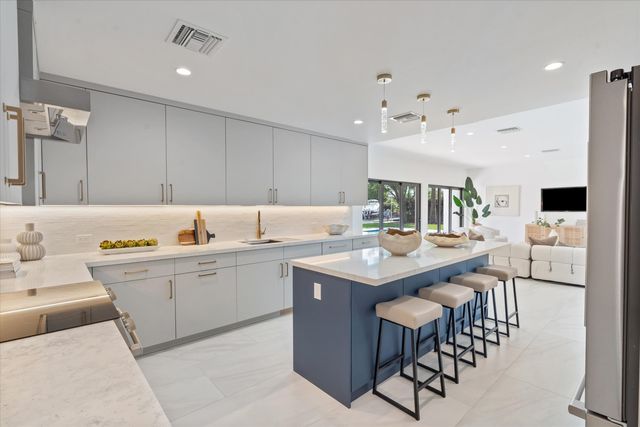 3111 NE 55th Street, Fort Lauderdale, FL 33308