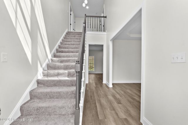 3107 Salt Lick Rd, Crestwood, KY 40014