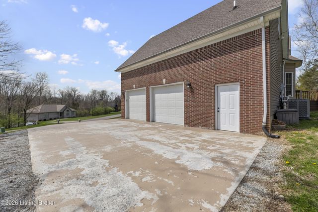 3107 Salt Lick Rd, Crestwood, KY 40014