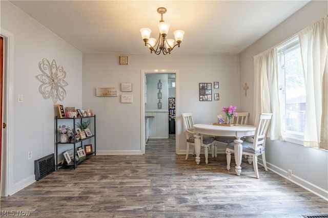 350 Lindy Lane Avenue NW, North Canton, OH 44720