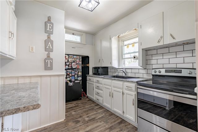 350 Lindy Lane Avenue NW, North Canton, OH 44720