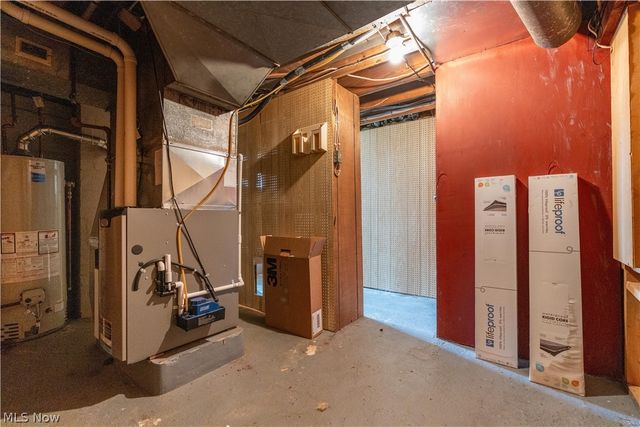 350 Lindy Lane Avenue NW, North Canton, OH 44720