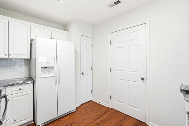 625 Spencer Farlow Drive 30, Carolina Beach, NC 28428