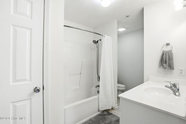 625 Spencer Farlow Drive 30, Carolina Beach, NC 28428