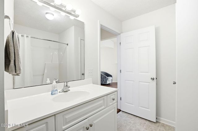 625 Spencer Farlow Drive 30, Carolina Beach, NC 28428