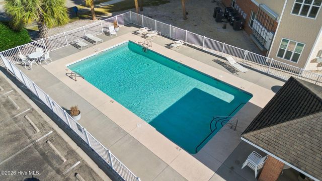 625 Spencer Farlow Drive 30, Carolina Beach, NC 28428
