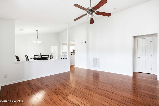 625 Spencer Farlow Drive 30, Carolina Beach, NC 28428