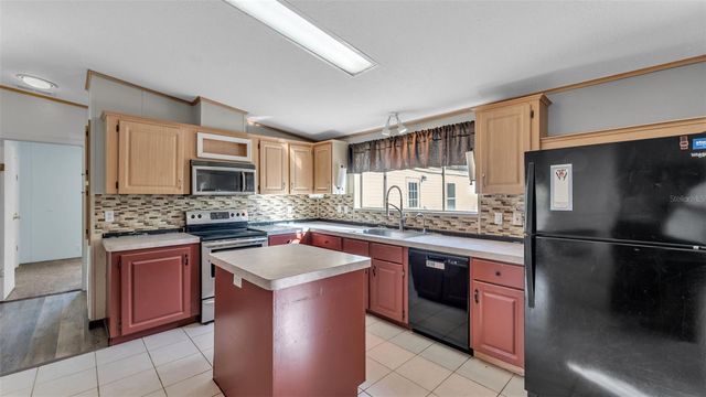 3211 SANTA FE TRAIL, Polk City, FL 33868