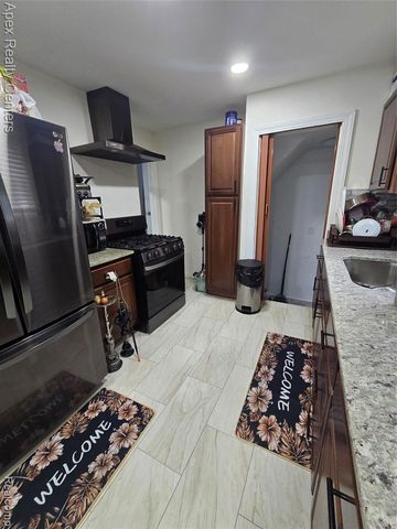 6320 Saint Marys Street, Detroit, MI 48228