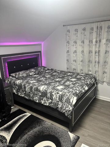 6320 Saint Marys Street, Detroit, MI 48228