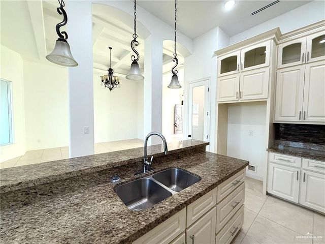 2612 Peace Avenue, Mission, TX 78574
