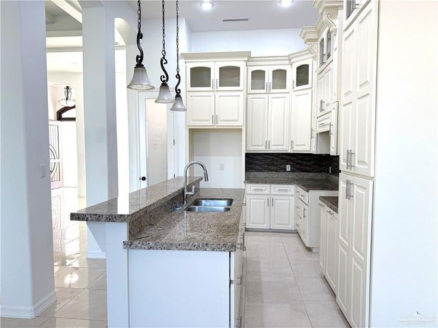 2612 Peace Avenue, Mission, TX 78574