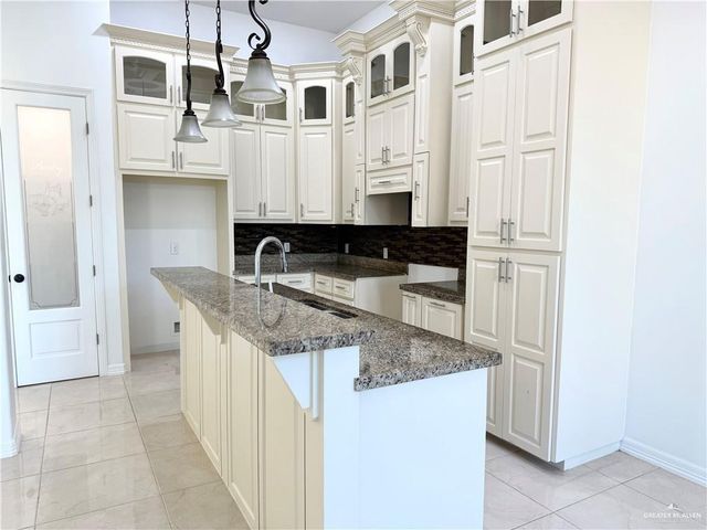 2612 Peace Avenue, Mission, TX 78574