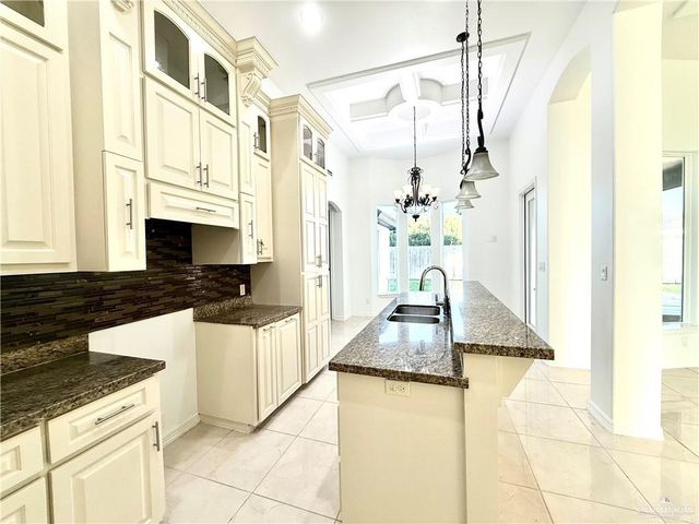 2612 Peace Avenue, Mission, TX 78574