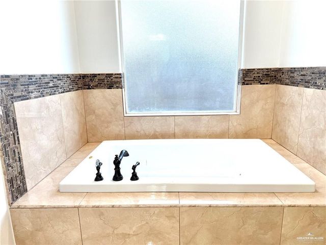 2612 Peace Avenue, Mission, TX 78574