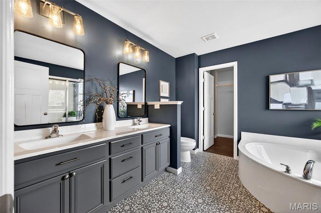 131 Austin Oaks Drive, Moscow Mills, MO 63362