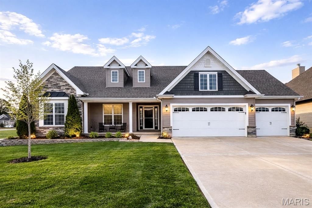 131 Austin Oaks Drive, Moscow Mills, MO 63362