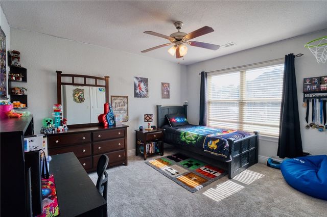 6211 S 28th Street, Rogers, AR 72758