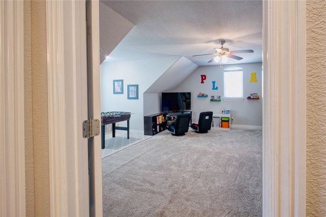 6211 S 28th Street, Rogers, AR 72758