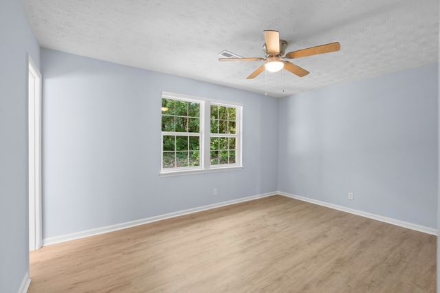 604 Valley Grove Ct, Hermitage, TN 37076