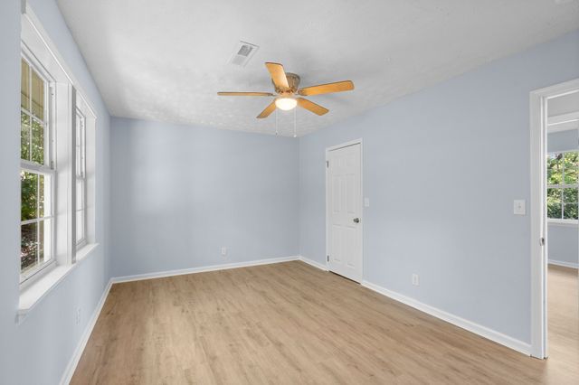604 Valley Grove Ct, Hermitage, TN 37076