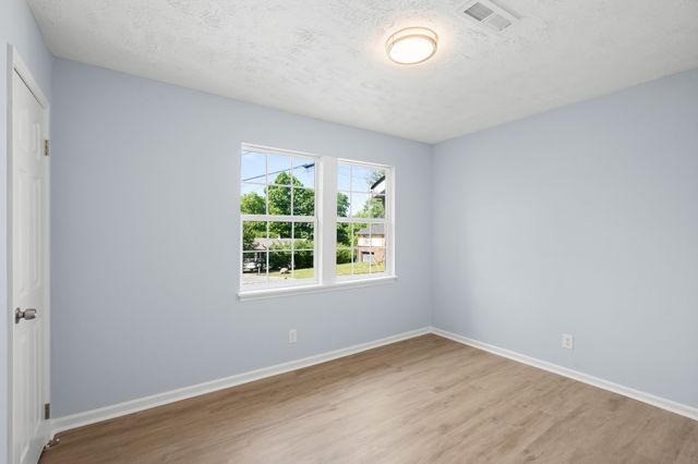604 Valley Grove Ct, Hermitage, TN 37076