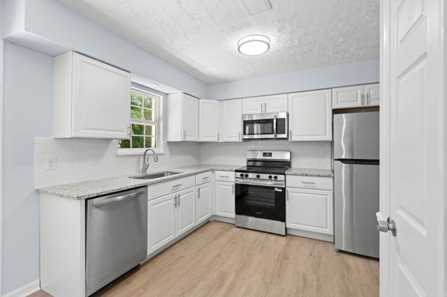 604 Valley Grove Ct, Hermitage, TN 37076