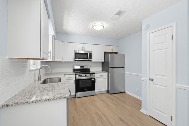 604 Valley Grove Ct, Hermitage, TN 37076
