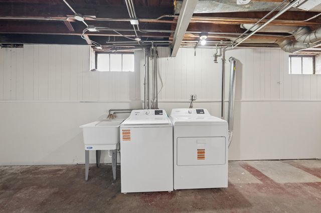 6749 Ontario Avenue, Hammond, IN 46323