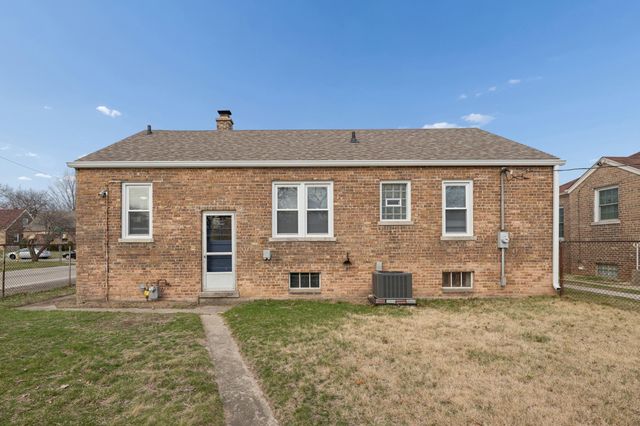 6749 Ontario Avenue, Hammond, IN 46323