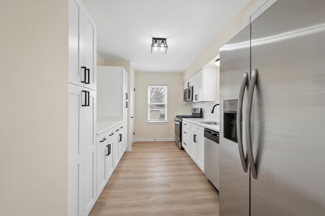 6749 Ontario Avenue, Hammond, IN 46323