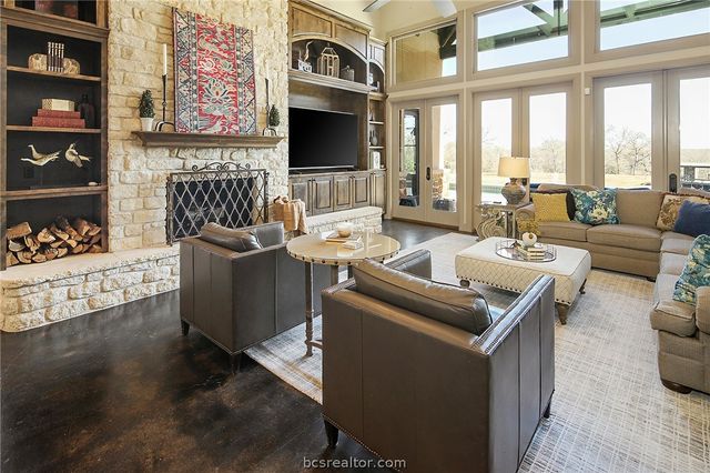 3190 FM 1361, Somerville, TX 77879