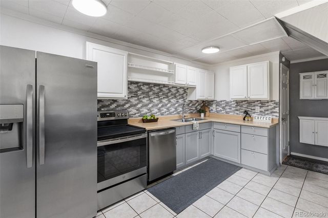 301 Circle Drive, Florissant, CO 80816