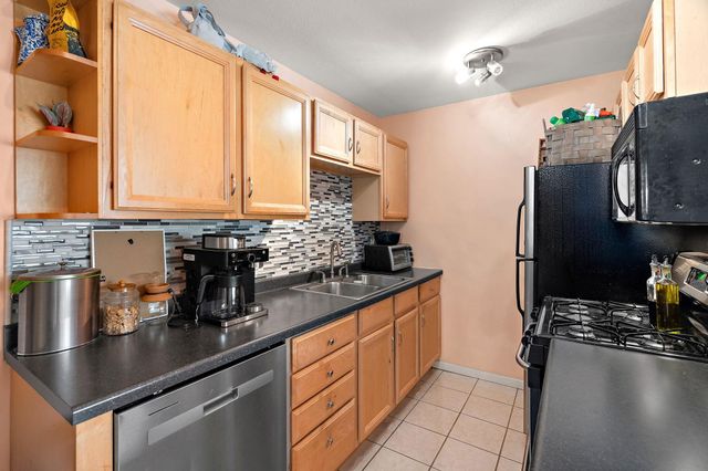 2112 Garfield Avenue 14, Minneapolis, MN 55405