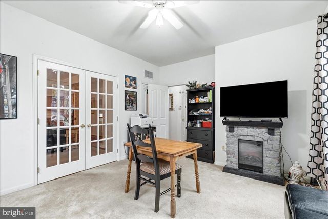 1700 DEARBOUGHT DR, Frederick, MD 21701