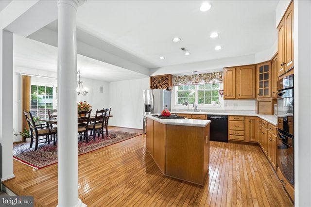 1700 DEARBOUGHT DR, Frederick, MD 21701