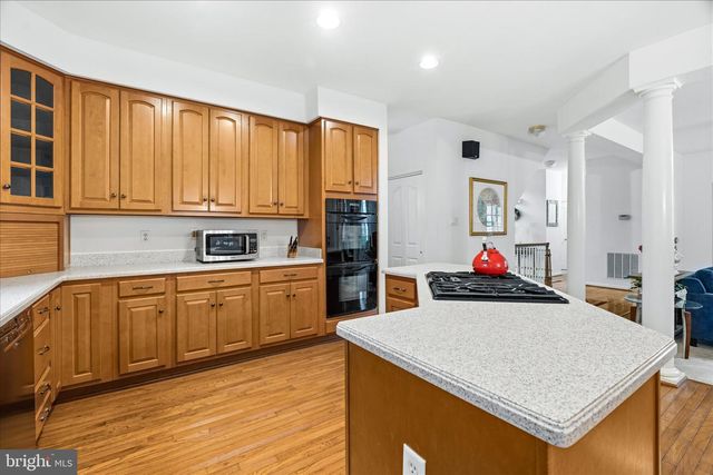 1700 DEARBOUGHT DR, Frederick, MD 21701