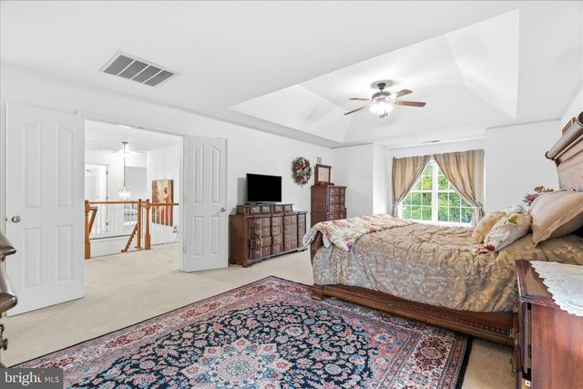 1700 DEARBOUGHT DR, Frederick, MD 21701