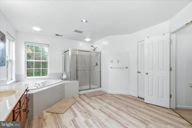 1700 DEARBOUGHT DR, Frederick, MD 21701