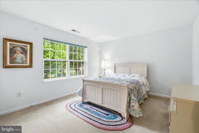 1700 DEARBOUGHT DR, Frederick, MD 21701