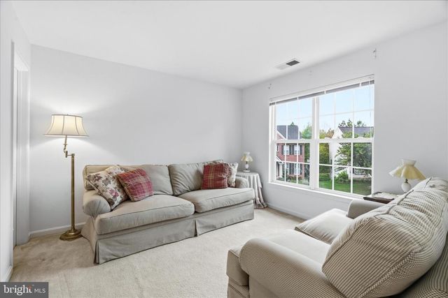 1700 DEARBOUGHT DR, Frederick, MD 21701