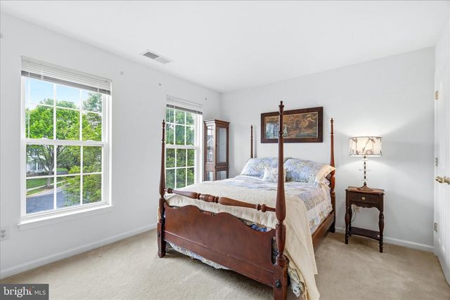 1700 DEARBOUGHT DR, Frederick, MD 21701