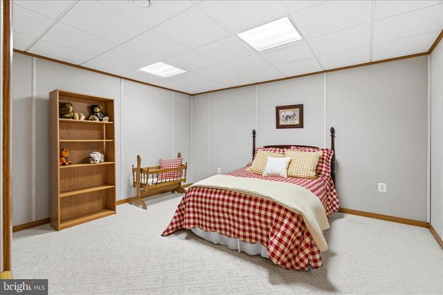 1700 DEARBOUGHT DR, Frederick, MD 21701