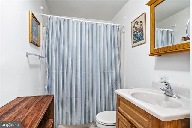 1700 DEARBOUGHT DR, Frederick, MD 21701
