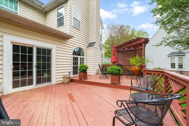 1700 DEARBOUGHT DR, Frederick, MD 21701