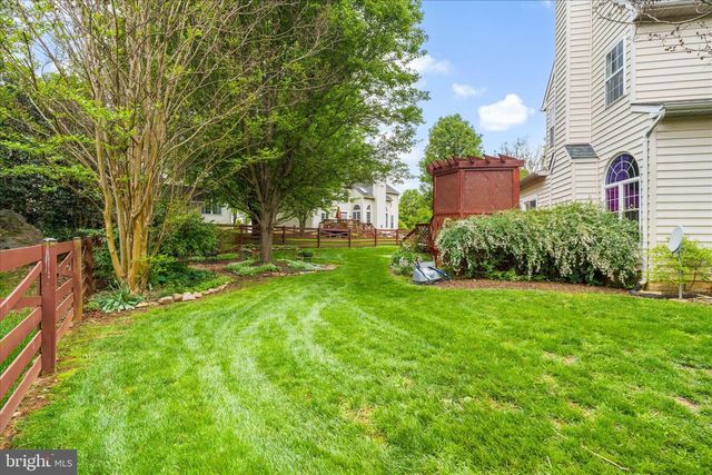 1700 DEARBOUGHT DR, Frederick, MD 21701