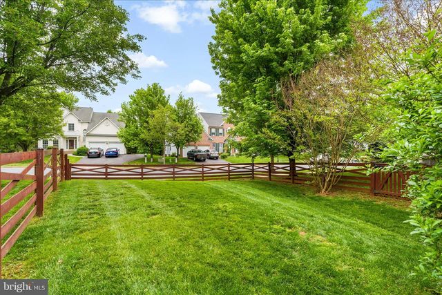1700 DEARBOUGHT DR, Frederick, MD 21701