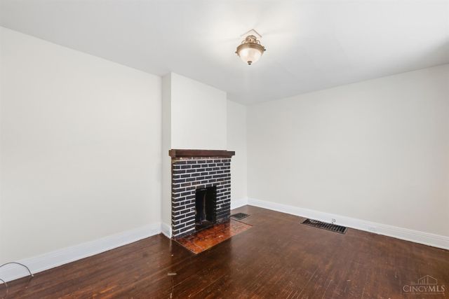 3144 Durrell Avenue, Cincinnati, OH 45207